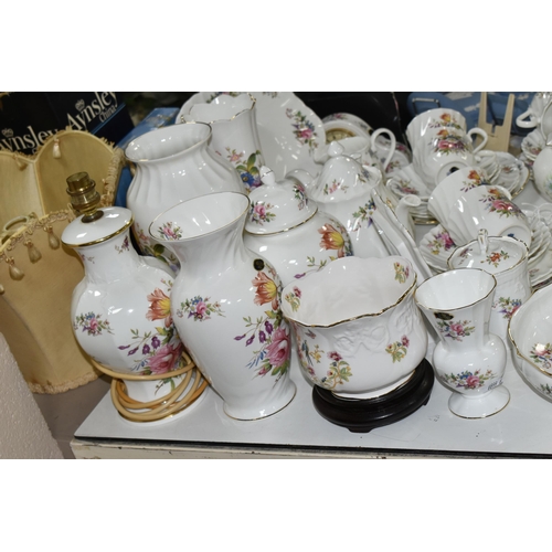 544 - A LARGE QUANTITY OF AYNSLEY 'HOWARD SPRAYS' PATTERN TEAWARE, LAMPS AND VASES, to include a boxed  oc... 