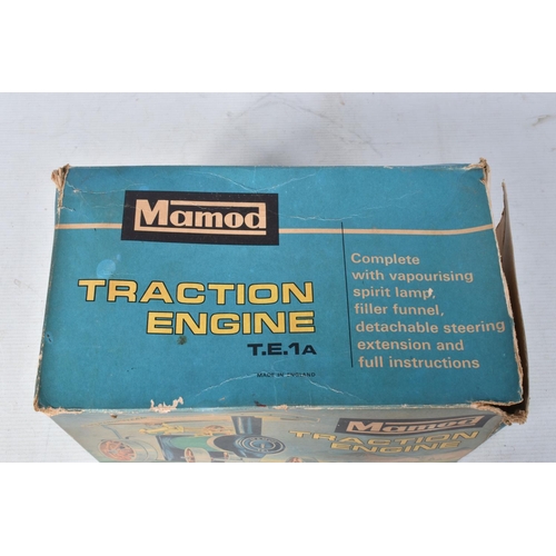 30 - A BOXED MAMOD LIVE STEAM TRACTION ENGINE, No.TE1A, not tested, has been fired up  but not for some t... 