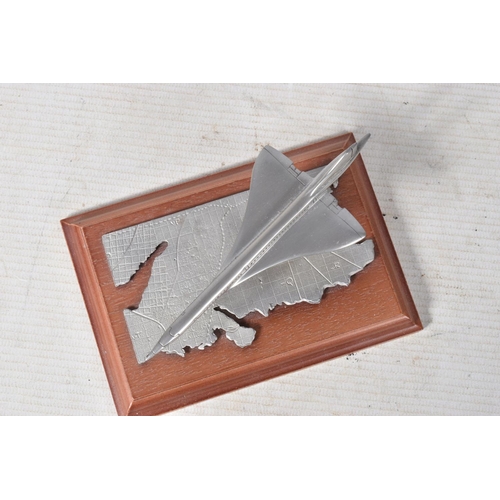 33 - A COLLECTION OF BOXED AND UNBOXED PEWTER AIRCRAFT MODELS, to include Pewter 4U2 'The Last Flight of ... 