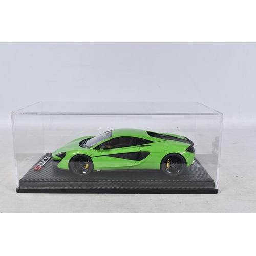 41 - A BOXED TECNOMODEL EXCLUSIVE COLLECTION MCLAREN 570S COUPE 2015 1:18 MODEL VEHICLE, numbered T18-EX0... 