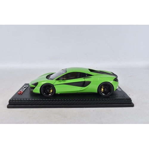 41 - A BOXED TECNOMODEL EXCLUSIVE COLLECTION MCLAREN 570S COUPE 2015 1:18 MODEL VEHICLE, numbered T18-EX0... 