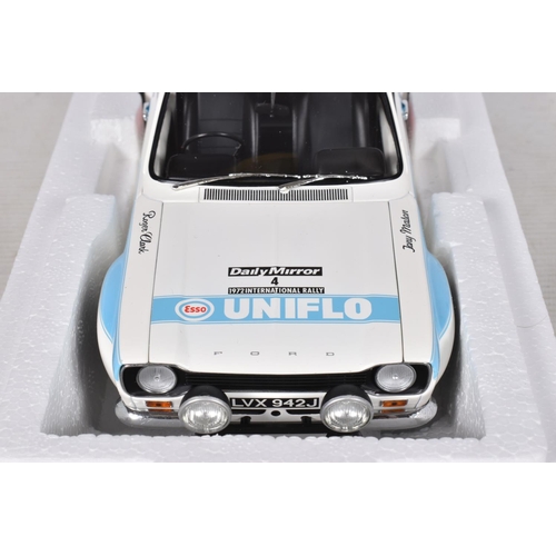 47 - A BOXED MINICHAMPS FORD ESCORT I RS 1600 RAC RALLY 1972 1:18 MODEL VEHICLE, numbered 100 728104, mod... 