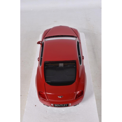 56 - A BOXED PAULS MODEL ART MINICHAMPS BENTLEY CONTINENTAL GT 2008 1:18 MODEL VEHICLE, numbered 10013962... 