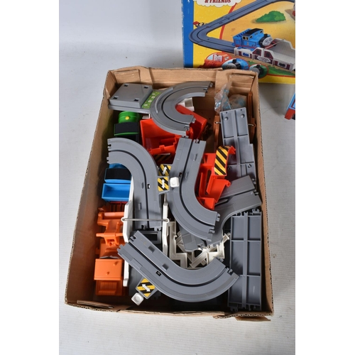 69 - A BOXED TOMY THOMAS THE TANK ENGINE AND FRIENDS BIG LOADER PLAY SET, No.6563, contents not checked b... 