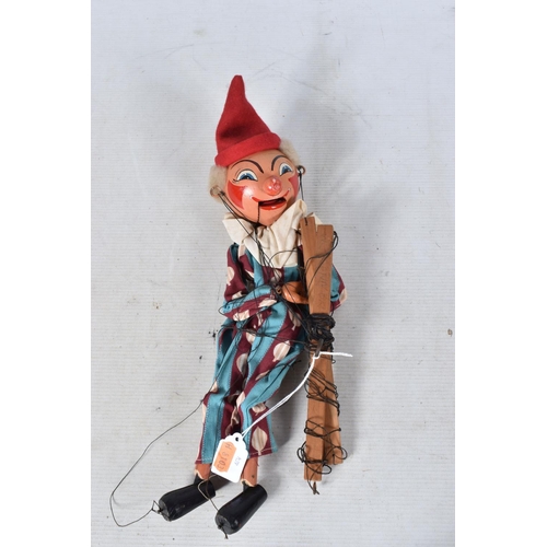 103 - EIGHT ASSORTED PELHAM CLOWN PUPPETS, SS, SL Bimbo, SM (x 4), two Clever Willie both with poles, all ... 