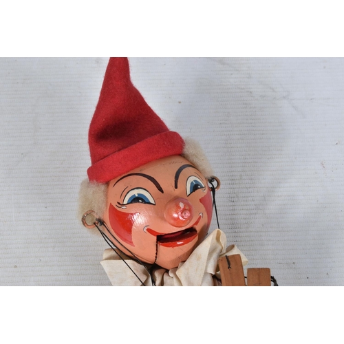 103 - EIGHT ASSORTED PELHAM CLOWN PUPPETS, SS, SL Bimbo, SM (x 4), two Clever Willie both with poles, all ... 