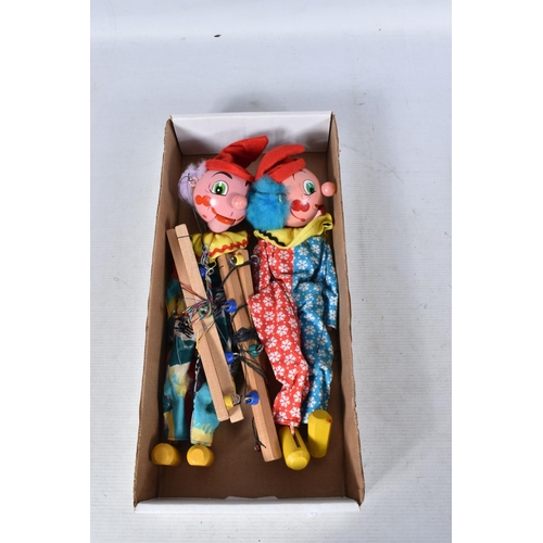 103 - EIGHT ASSORTED PELHAM CLOWN PUPPETS, SS, SL Bimbo, SM (x 4), two Clever Willie both with poles, all ... 