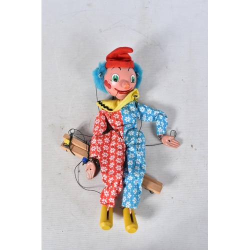 103 - EIGHT ASSORTED PELHAM CLOWN PUPPETS, SS, SL Bimbo, SM (x 4), two Clever Willie both with poles, all ... 