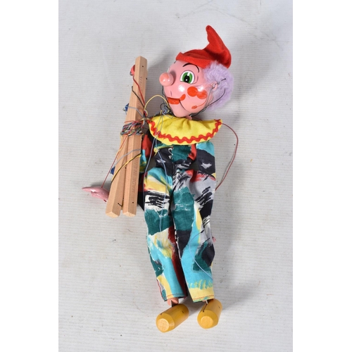 103 - EIGHT ASSORTED PELHAM CLOWN PUPPETS, SS, SL Bimbo, SM (x 4), two Clever Willie both with poles, all ... 