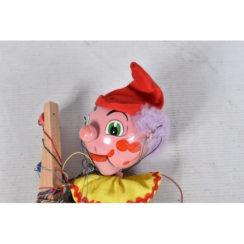 103 - EIGHT ASSORTED PELHAM CLOWN PUPPETS, SS, SL Bimbo, SM (x 4), two Clever Willie both with poles, all ... 