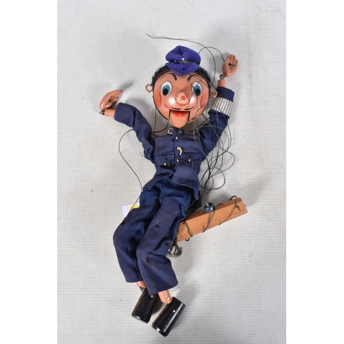 83 - SEVEN BOXED PELHAM POLICEMAN PUPPETS, three SS including one of the whistling versions and four SM, ... 