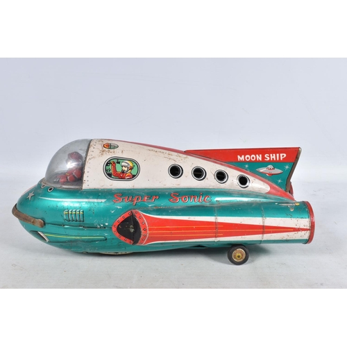 113 - AN UNBOXED MODERN TOYS (MASUDAYA) TINPLATE BATTERY OPERATED SUPER SONIC MOON SHIP, not tested, play ... 