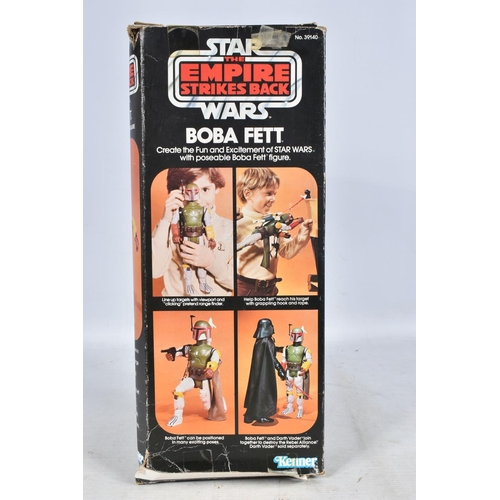 117 - A BOXED KENNER STAR WARS 'THE EMPIRE STRIKES BACK' BOBA FETT ACTION FIGURE, no. 39140, included in t... 