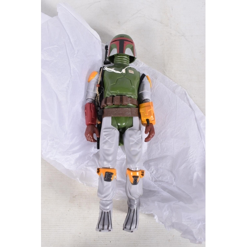 117 - A BOXED KENNER STAR WARS 'THE EMPIRE STRIKES BACK' BOBA FETT ACTION FIGURE, no. 39140, included in t... 