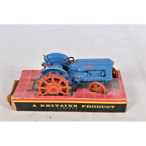 122 - A PART BOXED BRITAINS FORDSON SUPER MAJOR TRACTOR, blue painted with red spiked wheels, box base onl... 