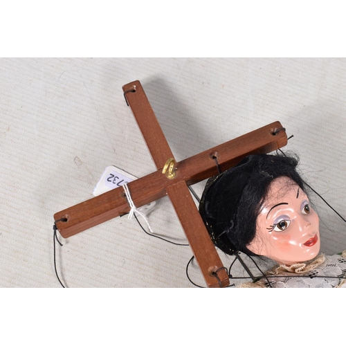 132 - A BOXED PELHAM SL CATHERINE PARR PUPPET, appears complete and in good condition with only minor wear... 