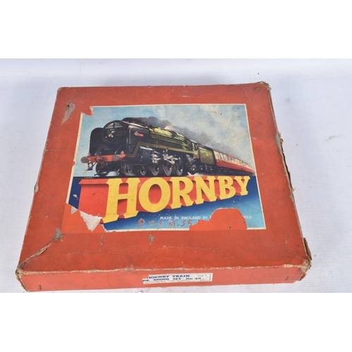 142 - A BOXED HORNBY TRAINS O GAUGE TANK GOODS SET, No.40, comprising 0-4-0 tank locomotive No.82011, B.R.... 