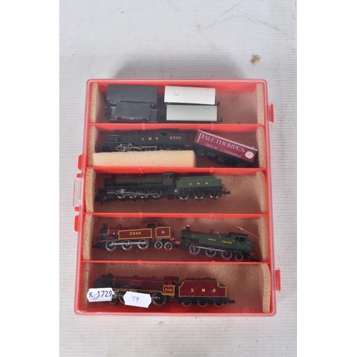 150 - A COLLECTION OF UNBOXED AND ASSORTED N GAUGE MODEL RAILWAY ITEMS, Graham Farish repainted/renumbered... 