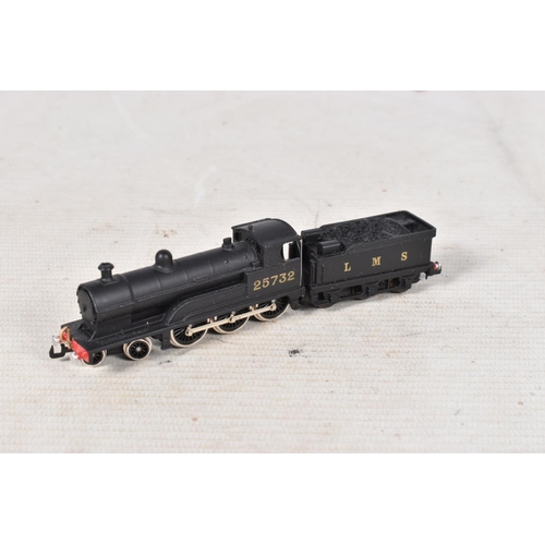 151 - TWO UNBOXED UNION MILLS N GAUGE LOCOMOTIVES, Prince of Wales class No.25732 and class G2 No.9361, bo... 