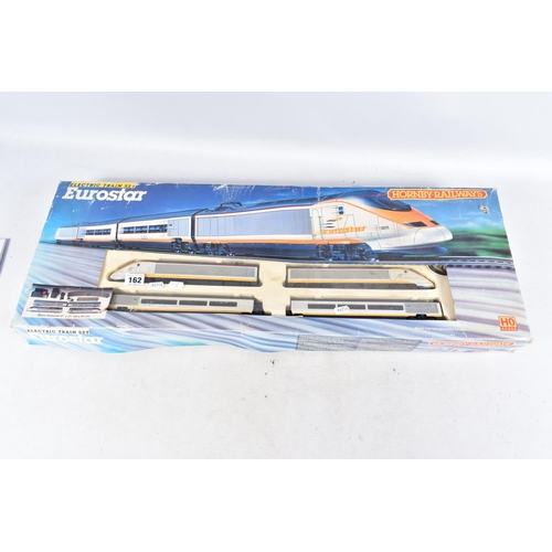 162 - A BOXED HORNBY RAILWAYS (JOUEF) HO GAUGE EUROSTAR TRAIN SET, No.R647, comprising power cars No's. 32... 