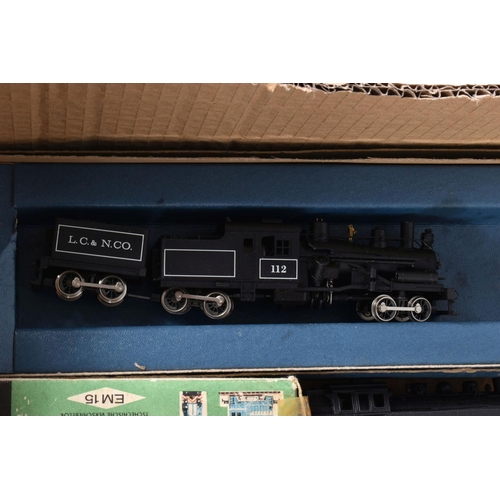 164 - A QUANTITY OF BOXED HO AND OO GAUGE LOCOMOTIVES, HO gauge Eisenbahn class 64 tank locomotive No.64 1... 