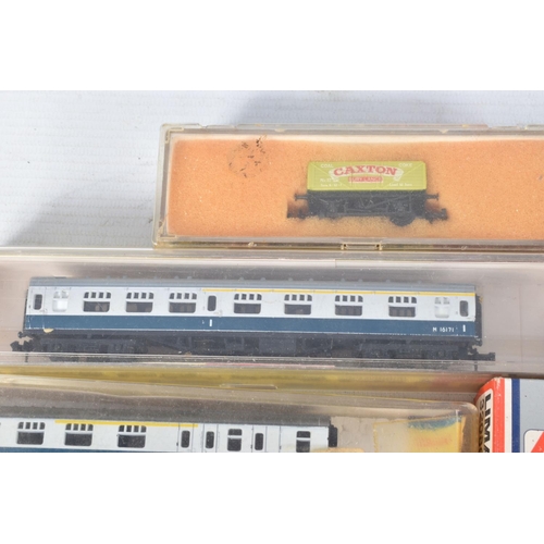 168 - A QUANTITY OF ASSORTED BOXED AND UNBOXED N GAUGE LOCOMOTIVES AND ROLLING STOCK, locomotives are Grah... 