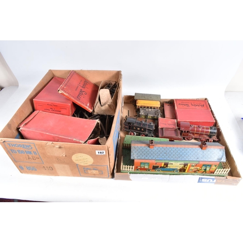 182 - A QUANTITY OF UNBOXED AND ASSORTED HORNBY O GAUGE MODEL RAILWAY ITEMS, to include No.1 Special locom... 