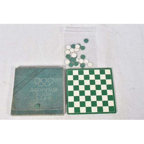 209 - A 1936 BERLIN OLYMPIC SOUVENIR TRAVEL CHEQUERS/DRAUGHTS GAME, also include is an empty photo album, ... 