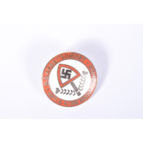 215 - TWO GERMAN ENAMEL PIN BADGES., to include a Diene Hand Dem handwork pin badge, this is red and gold ... 