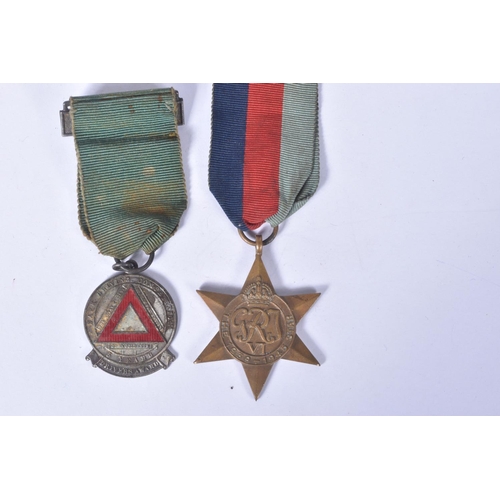 221 - A SELECTION OF BRITISH AND FRENCH MILITARY RELATED ITEMS, to include, three WWII medals, safe drivin... 