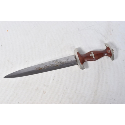 222 - A THIRD REICH NAZI GERMANY SA OFFICERS DRESS DAGGER, this is the 1933 pattern version produced by WK... 