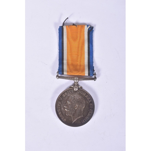 257 - A BOERWAR AND WWI GROUP OF MEDALS, the QSA and KSA are both correctly named to 6622 PTE W HASTINGS R... 