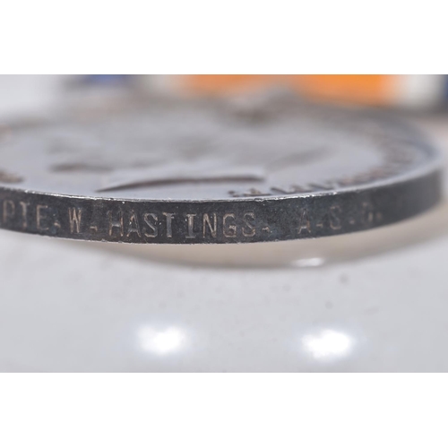 257 - A BOERWAR AND WWI GROUP OF MEDALS, the QSA and KSA are both correctly named to 6622 PTE W HASTINGS R... 