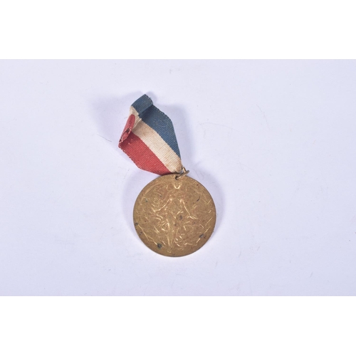 257 - A BOERWAR AND WWI GROUP OF MEDALS, the QSA and KSA are both correctly named to 6622 PTE W HASTINGS R... 