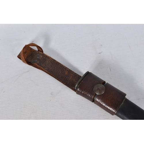 275 - A 1907 PATTERN BAYONET, this is in good condition and only has the usual wear to the blade and scabb... 