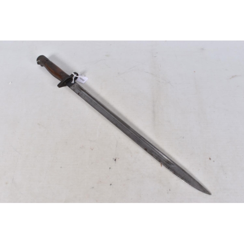 275 - A 1907 PATTERN BAYONET, this is in good condition and only has the usual wear to the blade and scabb... 