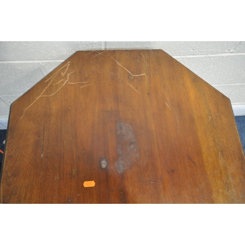 1400 - AN EDWARDIAN WALNUT OCTAGONAL CENTRE TABLE, 60cm x height 73cm (condition report: -surface scratches... 