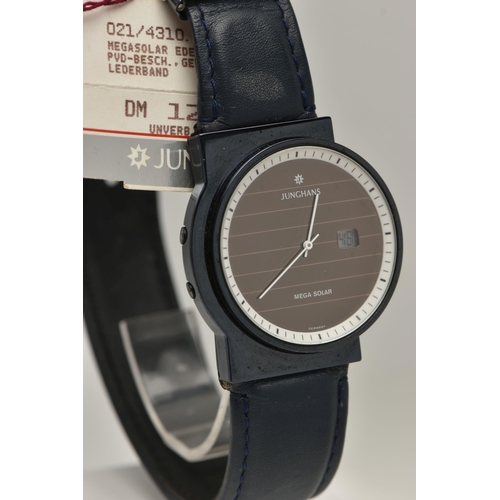 175 - A GENTS 'JUNGHAN MEGA SOLAR' WRISTWATCH, round black dial signed 'Junghan Mega Solar', small baton m... 