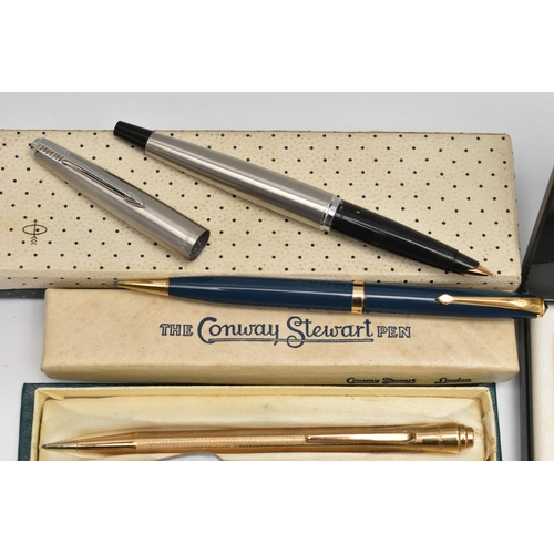 187 - AN ASSORTMENT OF ITEMS, to include a rolled gold 'Lifelong' pencil, a 'Conway Stewart' pencil, a 'Pa... 