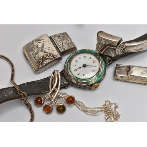 262 - FIVE ITEMS OF JEWELLERY, to include an Edwardian silver enamel watch head, import mark for London 19... 