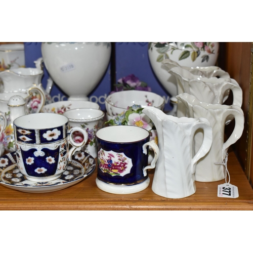 377 - A GROUP OF CERAMIC GIFT AND TEA WARES, to include two boxed Wedgwood 'Victoria' shape vases, in Hath... 