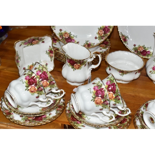 379 - A TWENTY NINE PIECE ROYAL ALBERT OLD COUNTRY ROSES TEA SET, comprising a teapot, a cake plate, a cre... 