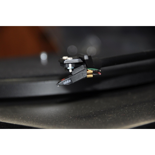 1058 - A PROJECT DEBUT 2 TURNTABLE (no power supply so untested, remote damaged) with an Ortofon OMD5E cart... 