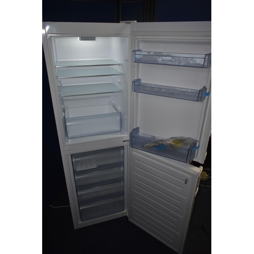 1085 - AN ELECTRA ECFF165W STANDING FRIDGE FREEZER, 166cm high together with a Panasonic Inverter Microwave... 