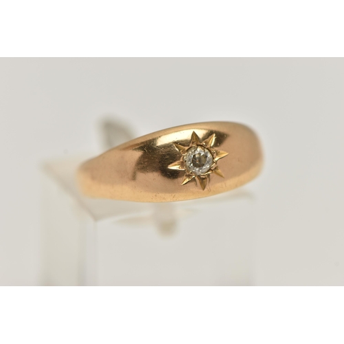 63 - AN 18CT GOLD DIAMOND SINGLE STONE RING, an old cut diamond, approximate diamond weight 0.15ct, star ... 