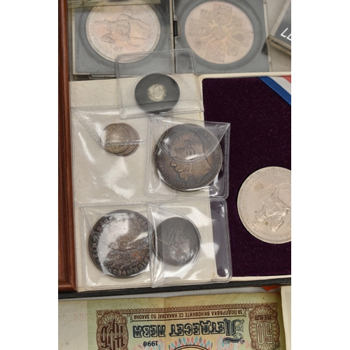 125 - A CARDBOARD TRAY OF MIXED COINS AND BANKNOTES, to include Nicholas II 1897 one Ruble coin .900 silve... 