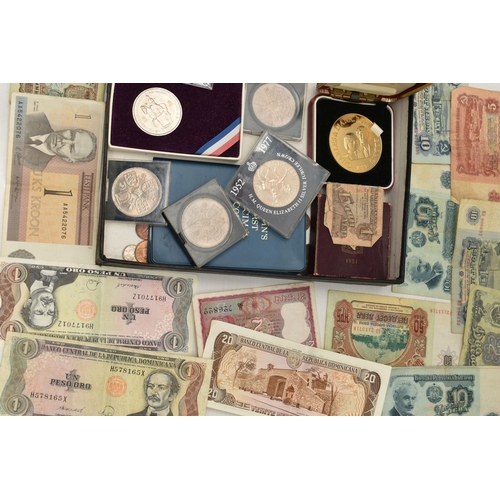 125 - A CARDBOARD TRAY OF MIXED COINS AND BANKNOTES, to include Nicholas II 1897 one Ruble coin .900 silve... 