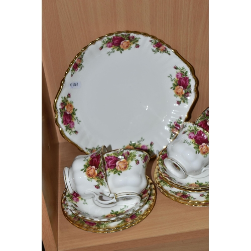 375 - A TWENTY ONE PIECE ROYAL ALBERT OLD COUNTRY ROSES TEA SET, comprising a cake plate, a cream jug, a s... 