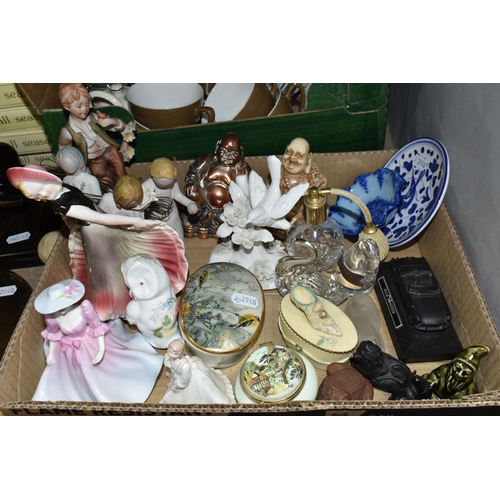 399 - TWO BOXES AND LOOSE CERAMICS, METAL AND GLASS WARES, to include a wall hanging gong with beater, the... 