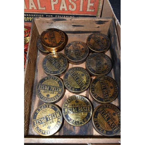 400 - A VINTAGE WOODEN ADSHEAD'S BRIGHT METAL PASTE BOX, containing a quantity of Adshead's Bright metal P... 